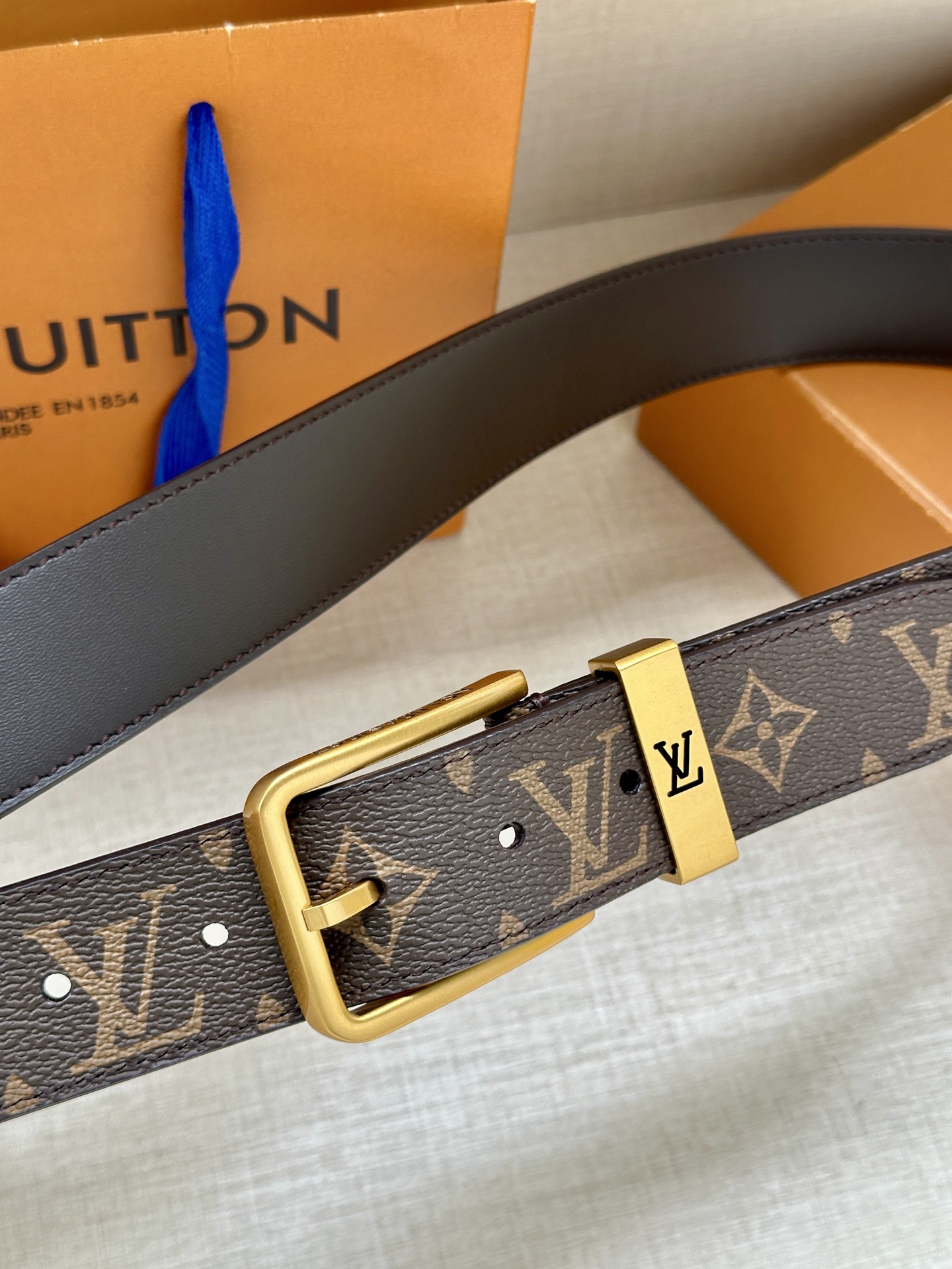LV Saint Germain Monogram Eclipse 35mm Belt - Image 4