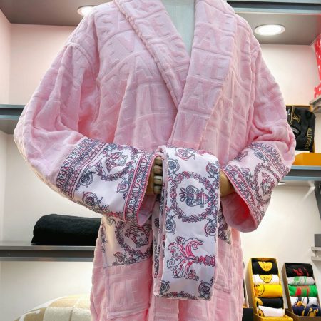 Versace BAROQUE Bathrobe - Image 3