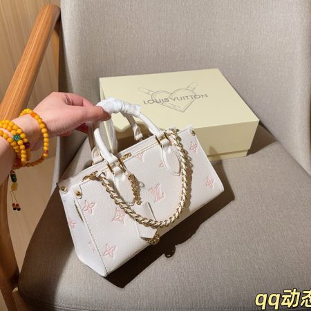 LV OnTheGo East West Monogram Empreinte Bag - Image 2