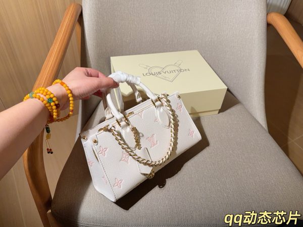 LV OnTheGo East West Monogram Empreinte Bag