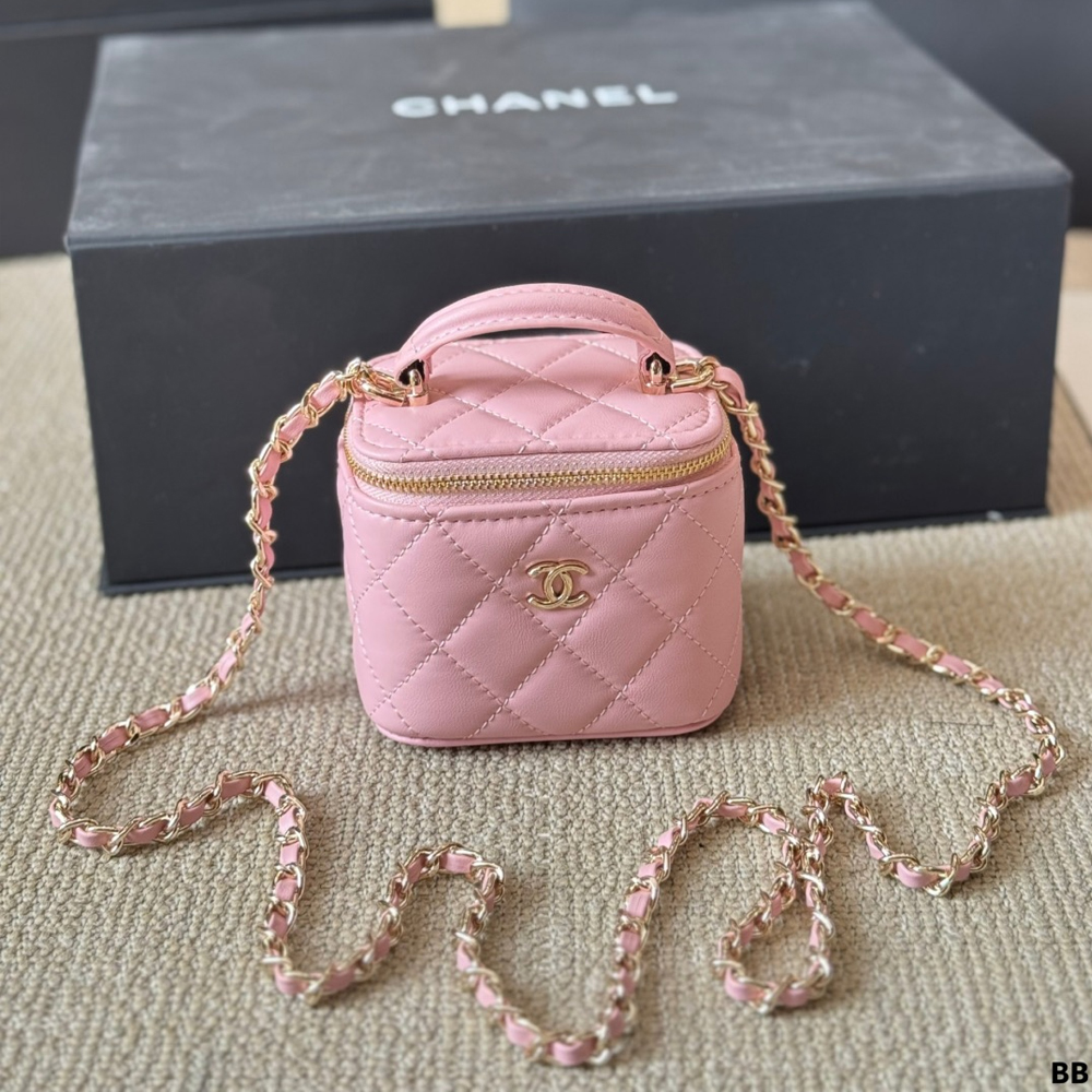 Chanel Lambskin Quilted Top Handle Mini Vanity Case With Chain Light Pink - Image 1