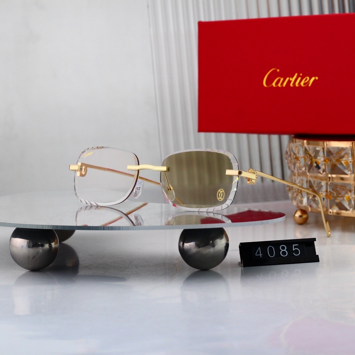 Cartier Fashionable Sunglasses - Image 2