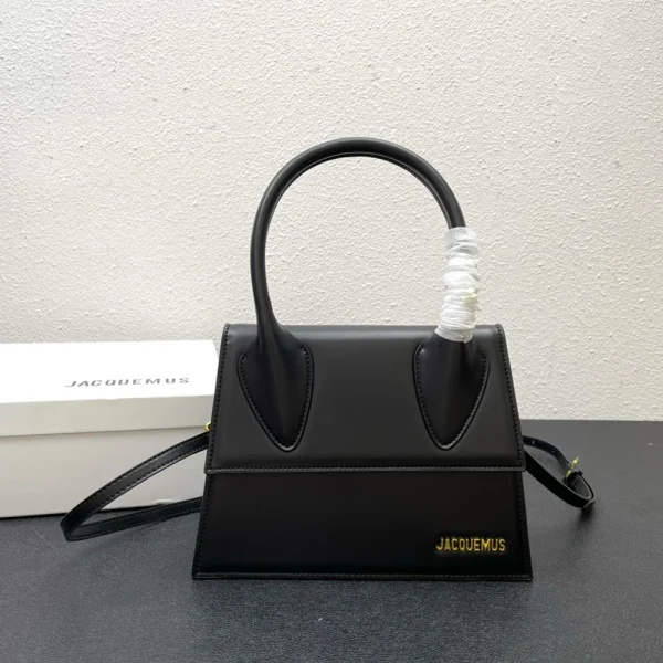 Jacquemus Le Grand Chiquito Large Tote Lipstick Bag