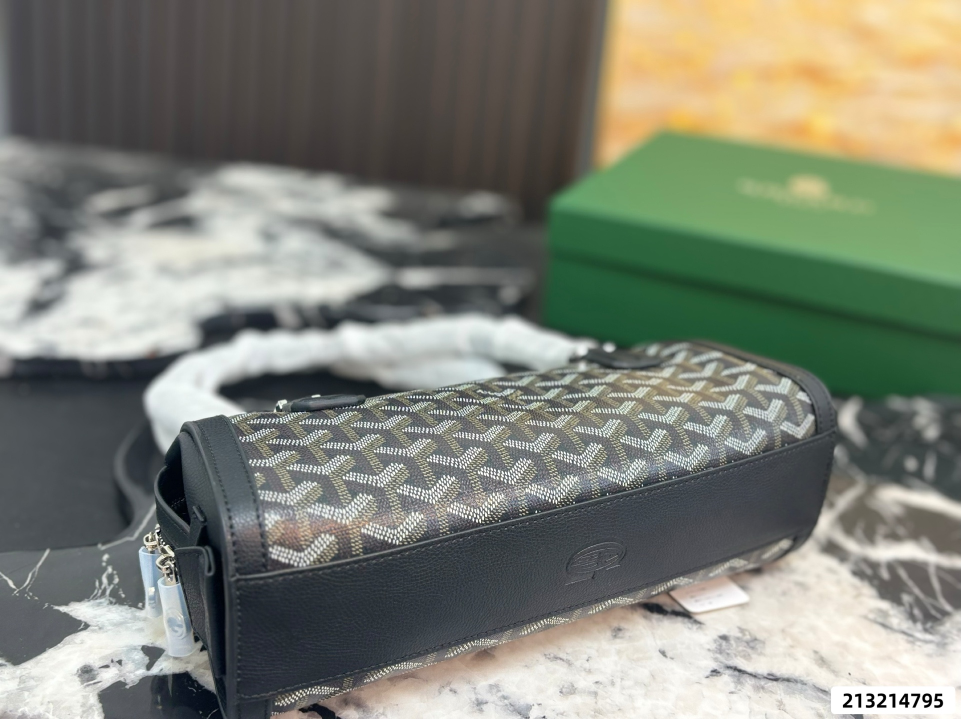 Goyard Bonbonnière Baguette Bag - Image 12