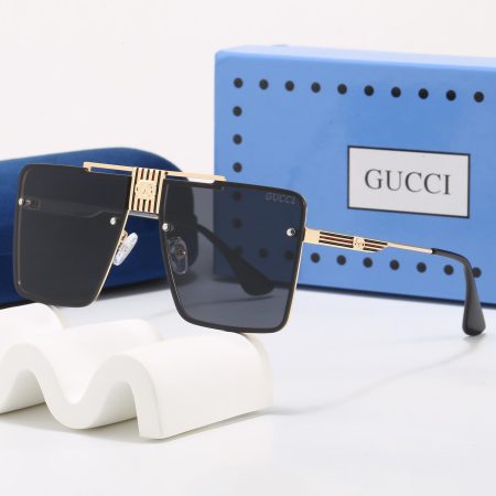Gucci Fashionable Sunglasses - Image 6