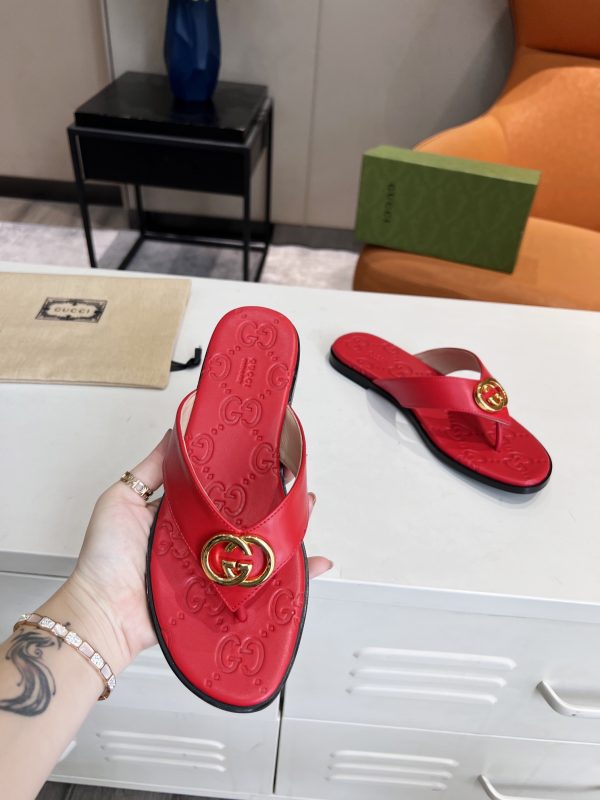 Gucci Interlocking G Thong Sandals