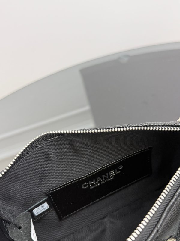 Chanel Caviar Qulited Purse with Chain