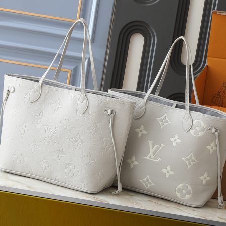 LV Neverfull Medium Handbag