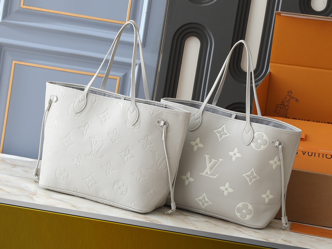 LV Neverfull Medium Handbag - Image 1