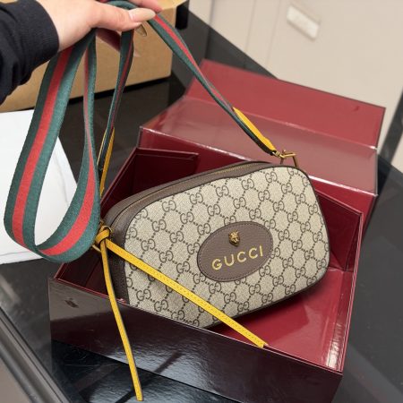 Gucci NeoVintage Camera Messenger Bag