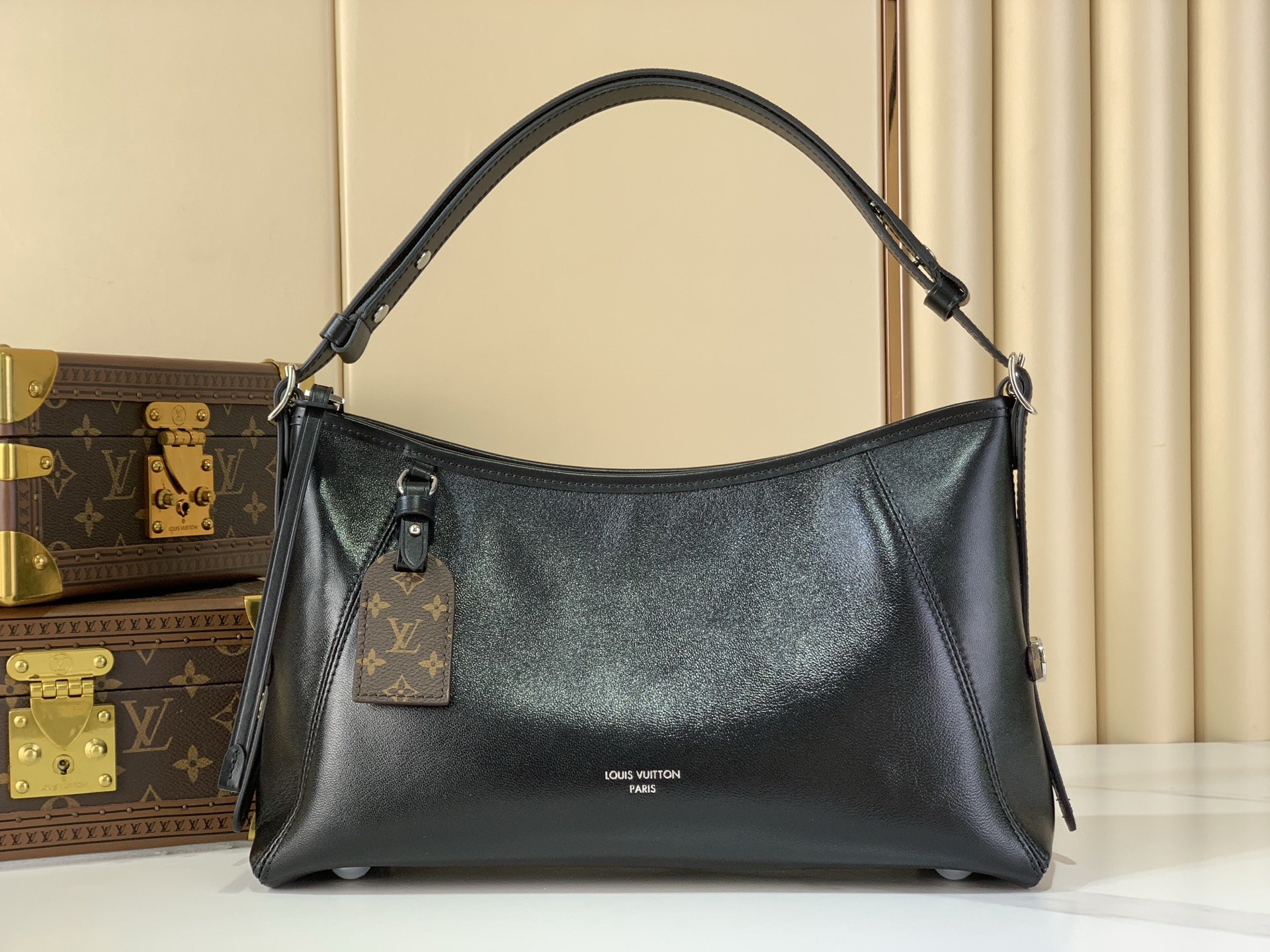 LV x TM Carryall East West Bag - Image 4