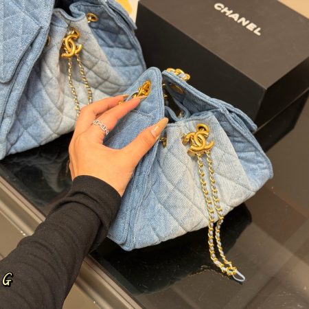 Chanel 25 Mini Hobo Bag - Image 3