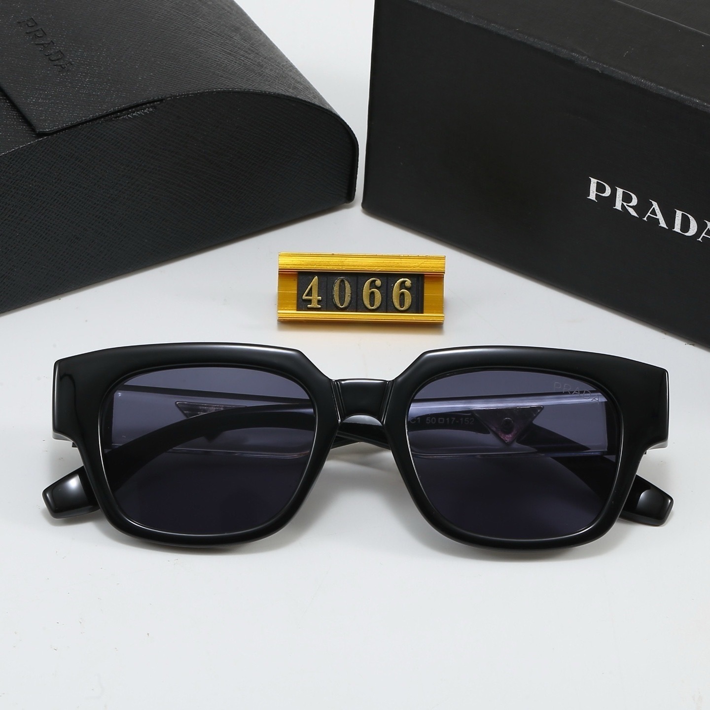 Prada Fashionable Sunglasses - Image 7