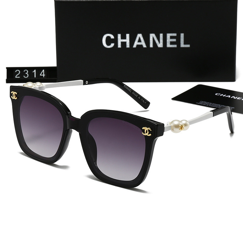 Chanel Fashionable Sunglasses - Image 2