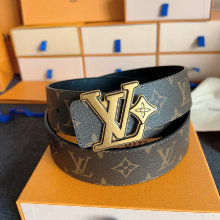 LV Flower 40MM Reversible Belt Men's Belt - Image 2