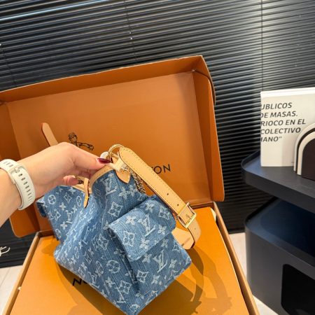 LV Carryall Cargo PM Monogram Denim Bag - Image 4
