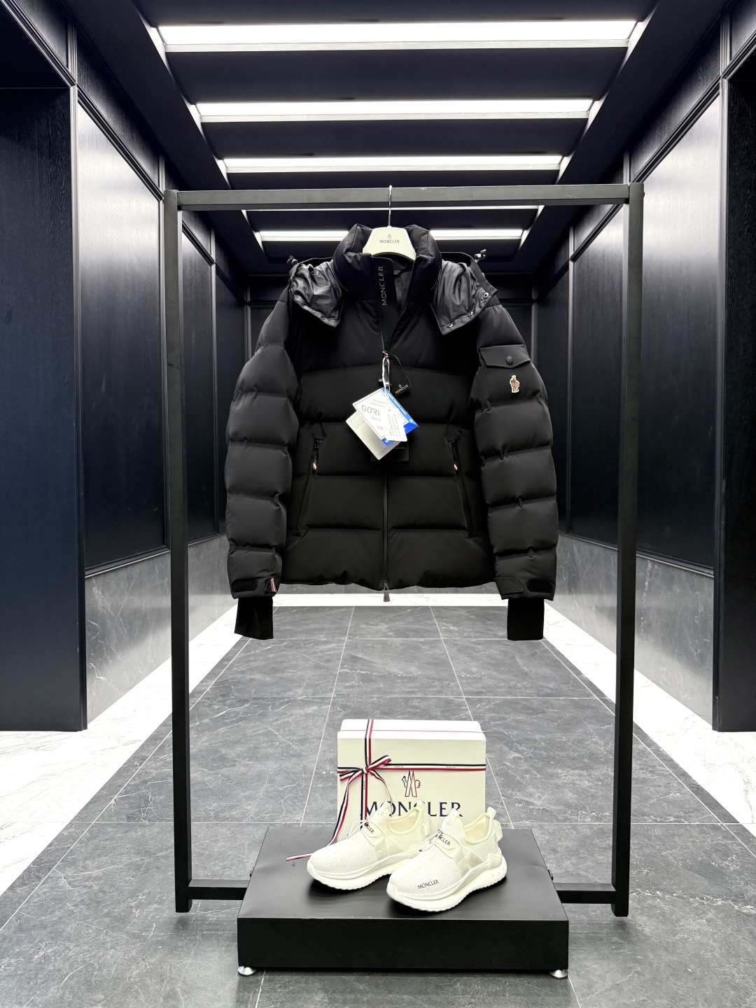 Moncler Winter Down Jacket - Image 1