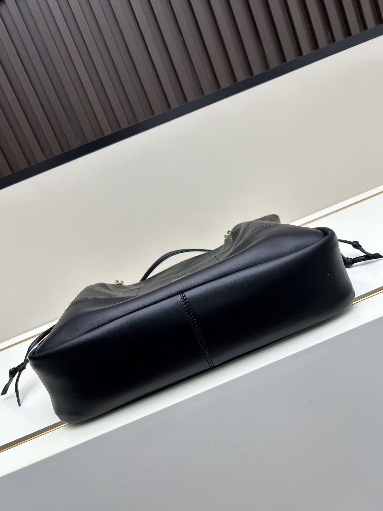 Saint Laurent YSL Jamie 4.33 Large Pochon Shoulder Bag - Image 6