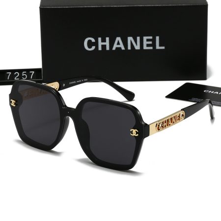 Chanel Fashionable Sunglasses - Image 7