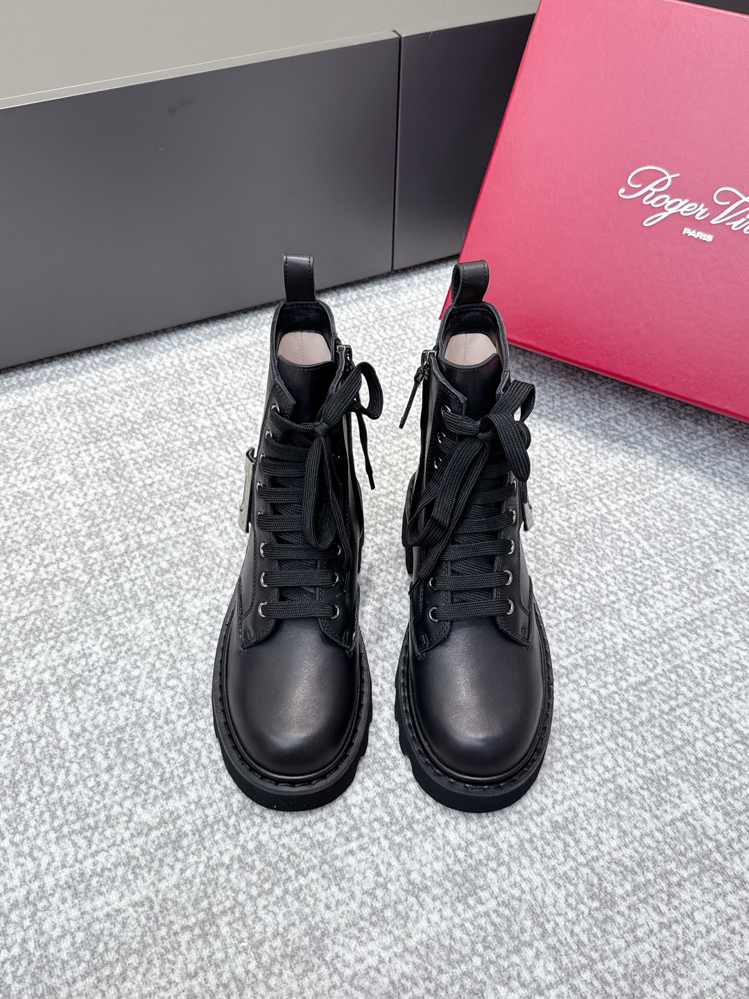 Roger Vivier ankle boots - Image 1