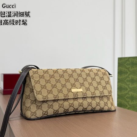 Gucci Underarm Bag - Image 1