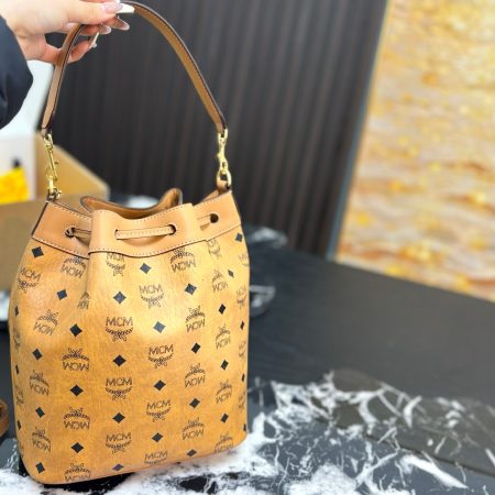 MCM Large Dessau Drawstring Bag - Image 6