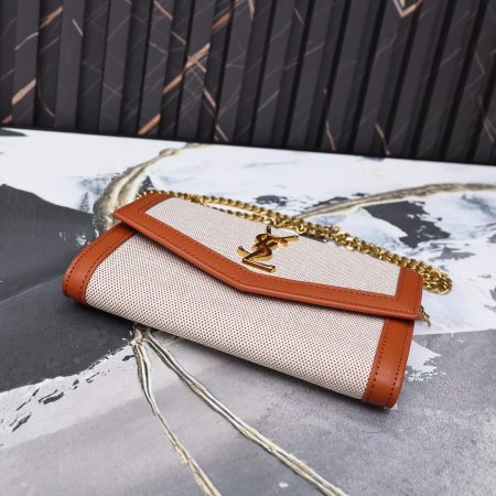 YSL Saint Laurent Genuine Leather Envelope Clutch Saffiano Leather Shoulder Bag - Image 2