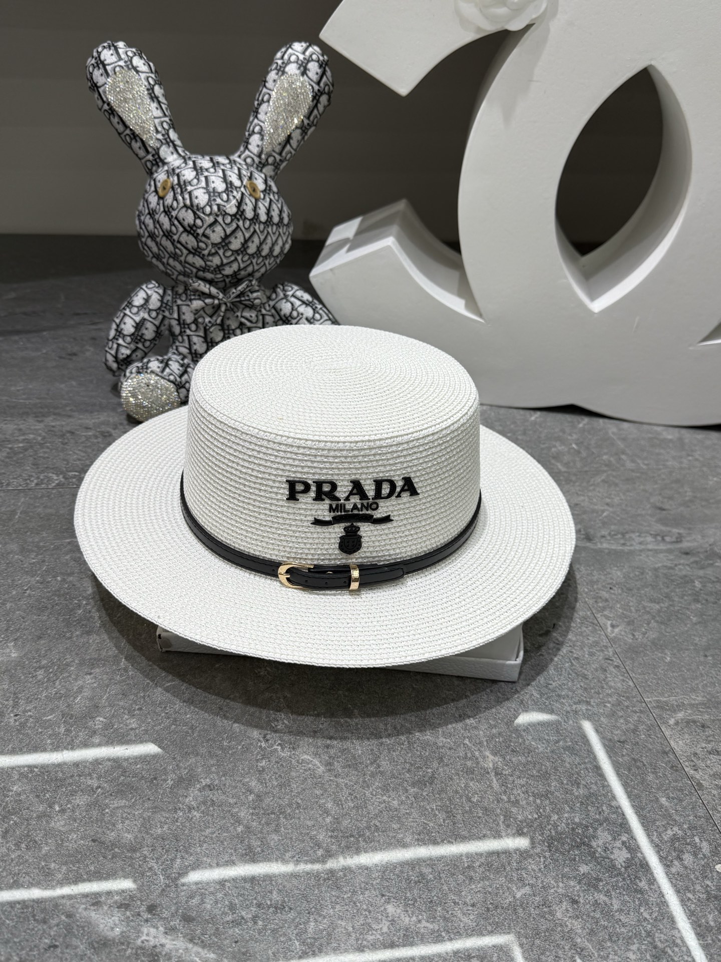 Prada Flat-Brimmed Straw Hat - Image 3