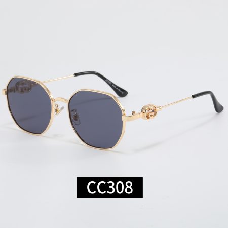 Gucci Fashionable Sunglasses - Image 3
