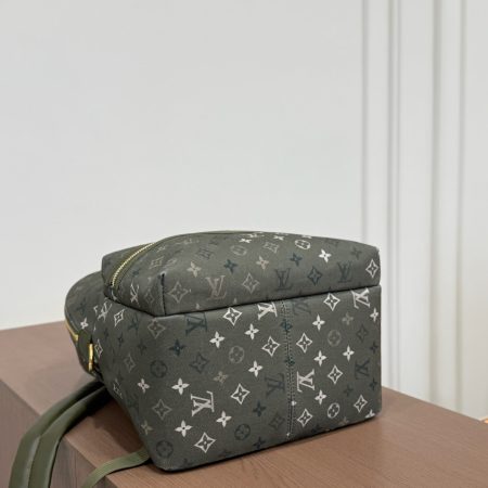 LV's New Backpack - Image 7