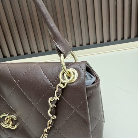 Chanel Large Flap Bag - Image 8