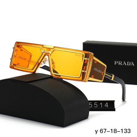 Prada Fashionable Sunglasses - Image 4