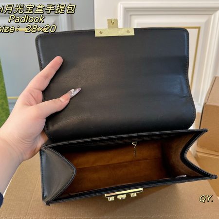 Gucci Padlock Shoulder Bag - Image 10