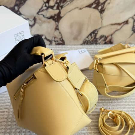LOEWE Puzzle Edge Bag - Image 6