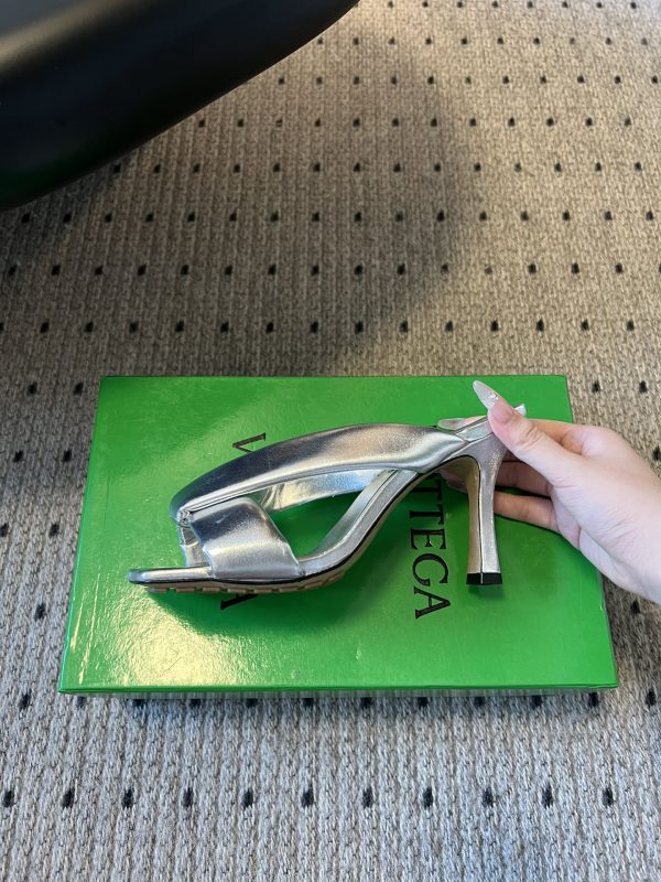 Bottega Veneta Gradient Riva Mules