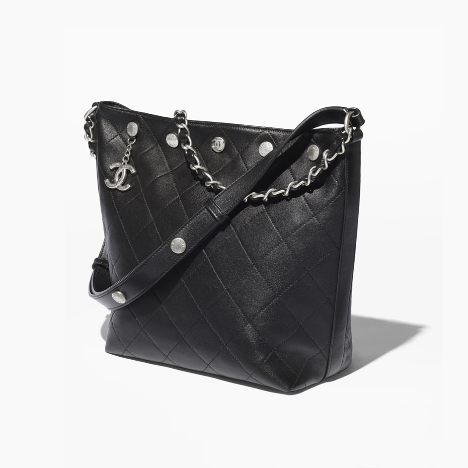 Chanel 31P Bucket Bag Black - Image 2