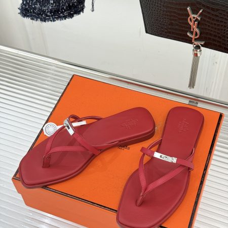 Hermès Kelly Buckle Flip-Flops - Image 7