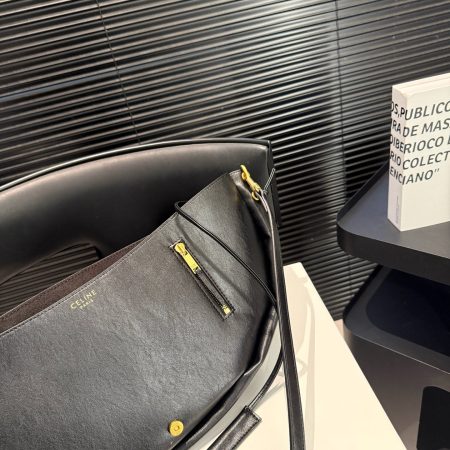 Celine Soft Triomphe Bag - Image 11