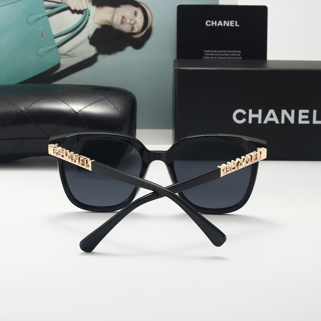 Chanel Fashionable Sunglasses - Image 8