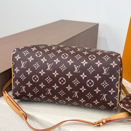 LV Speedy 40 Bag - Image 12
