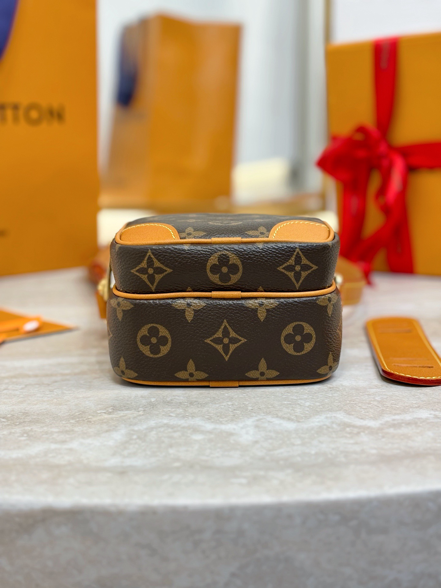 LV Amazone G69 Bags - Image 5