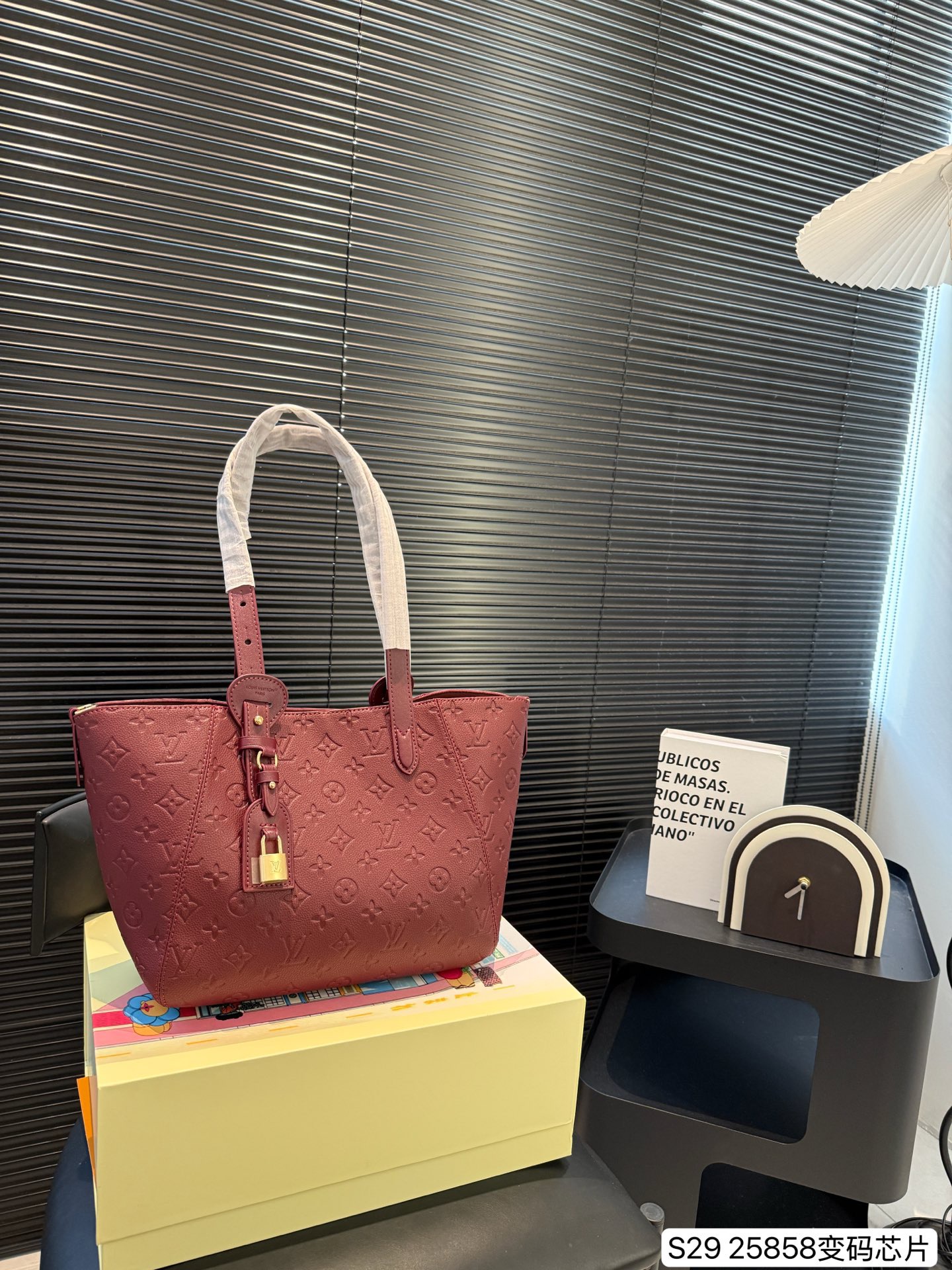 LV Tote Bag - Image 3