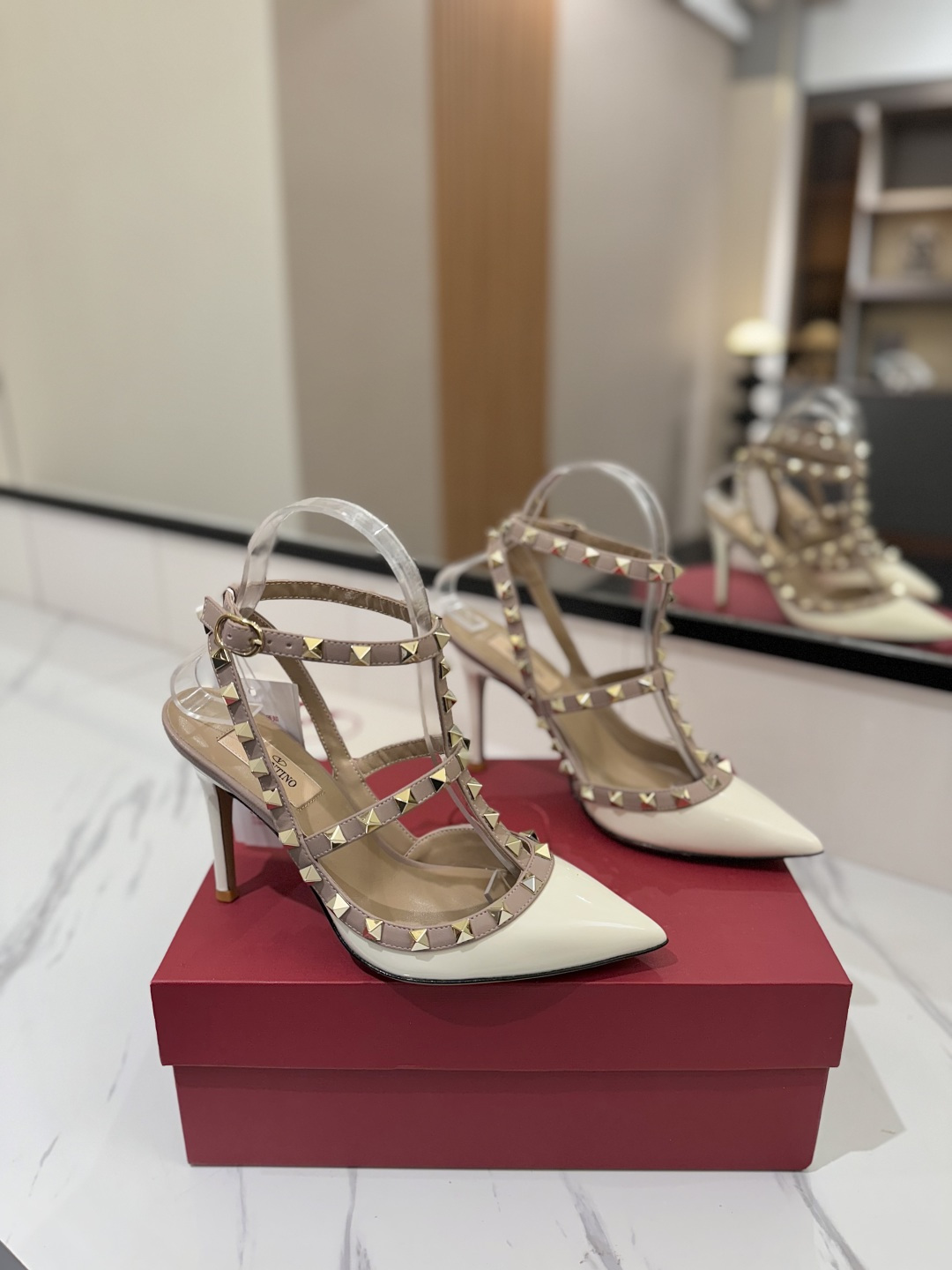 Valentino Rockstud Caged High heels - Image 6