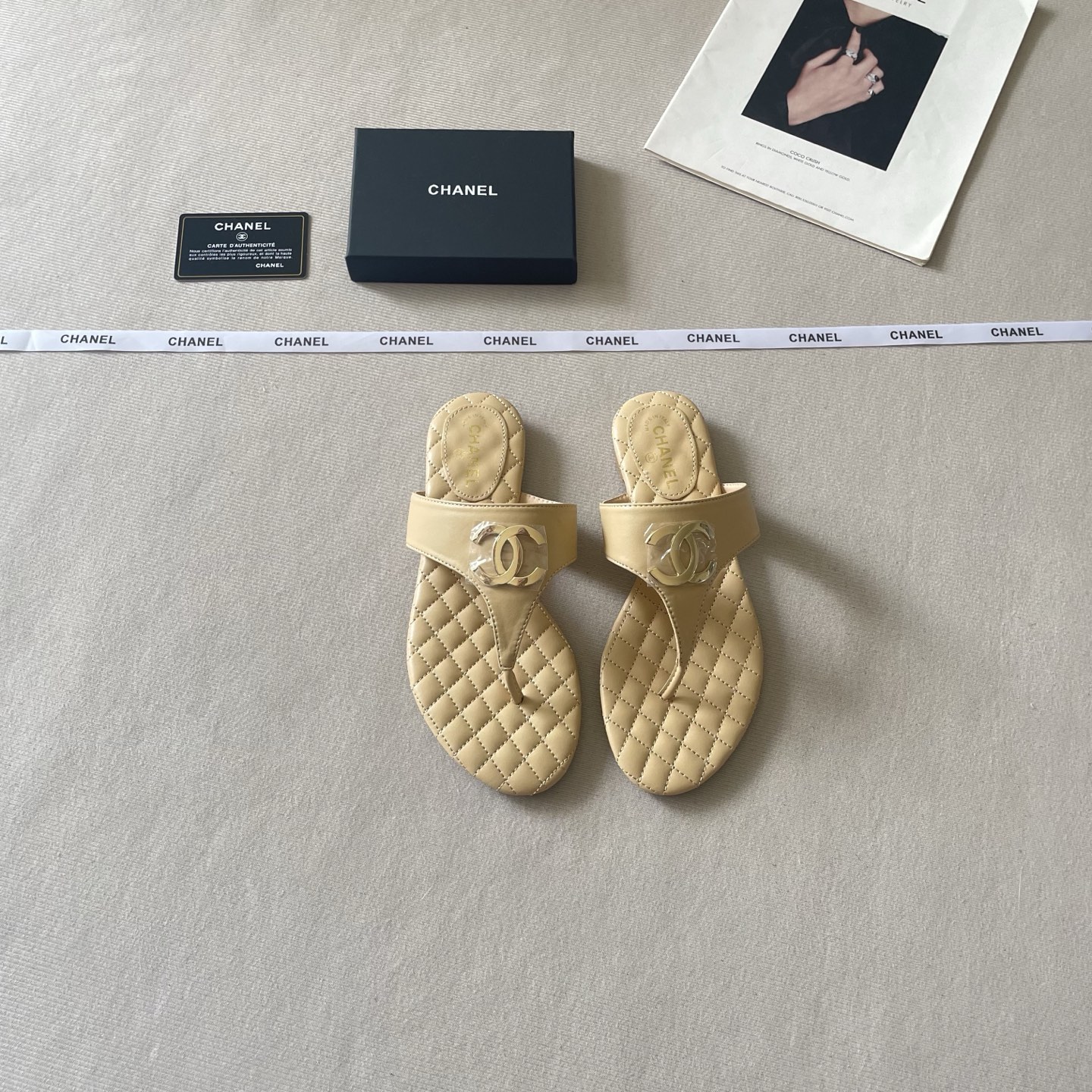Chanel 26P C-Clip Thong Sandals - Image 5