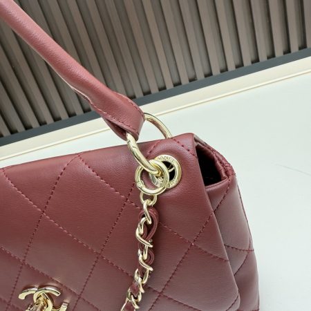 Chanel Large Flap Bag - Image 7