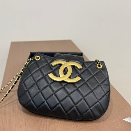 Chanel Quilto Bag - Image 6