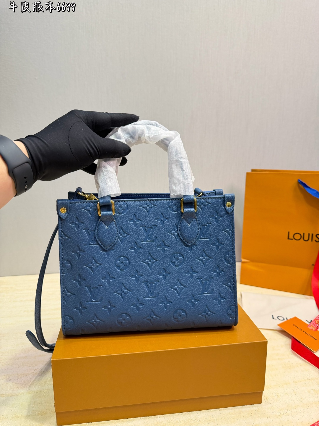 LV OnTheGo PM Monogram Empreinte Bag - Image 4