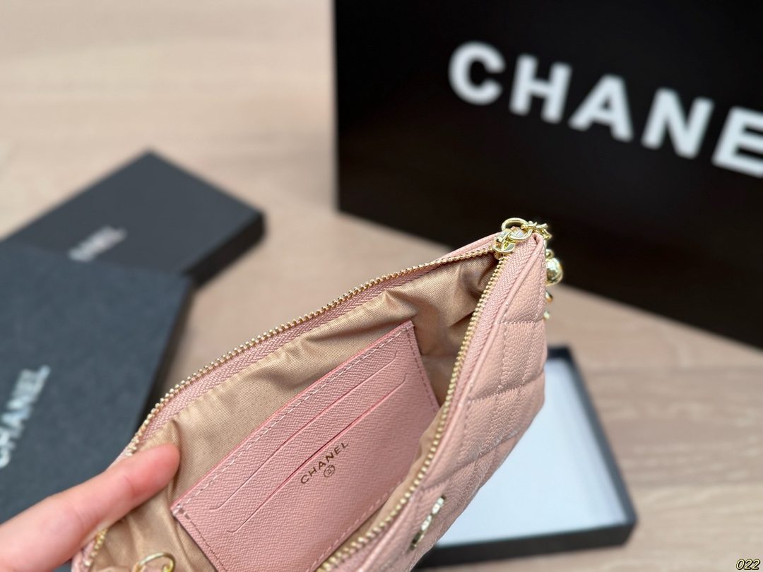 Chanel Classic small zipped pouch - Image 2
