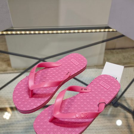 Dior SS26 Beach Flip-Flops
