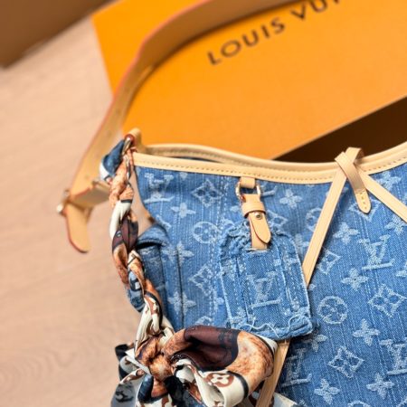 LV Carryall Cargo PM Monogram Denim Bag - Image 8